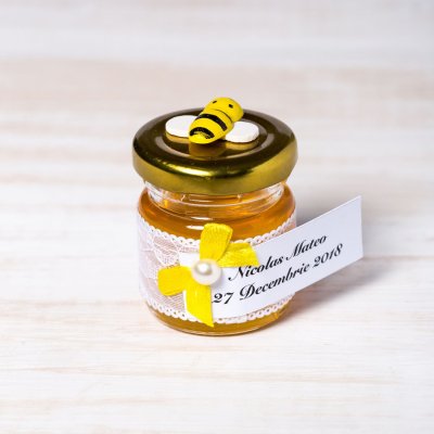Marturii botez borcanele miere cu albinuta