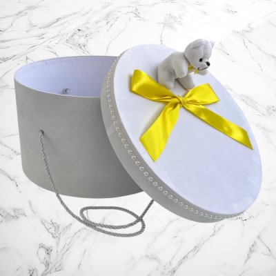 Cutie trusou botez cu ursulet de plus si funda galbena