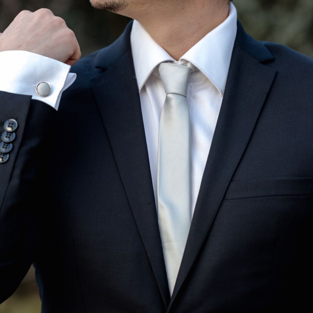 Set gri cravata slim si butoni