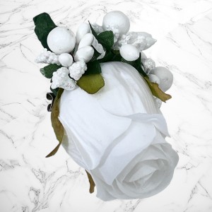 Cocarde nunta trandafiri albi