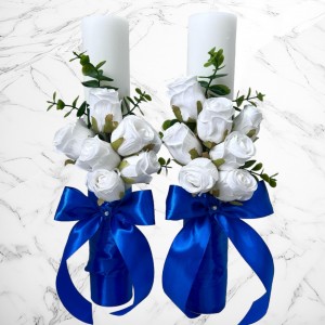Set lumanari nunta cu trandafiri albi si decor albastru