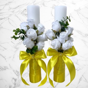 Set lumanari nunta cu trandafiri albi si decor galben