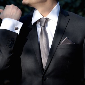 Set gri inchis cravata, batista si butoni camasa